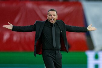 Der Cheftrainer des serbischen Top-Clubs Roter Stern Belgrad: Barak Bakhar. Der Cheftrainer des serbischen Top-Clubs Roter Stern Belgrad: Barak Bakhar.