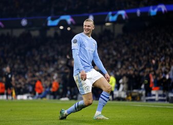 Manchester Citys Superstar Erling Haaland jubelt über sein Tor gegen die Young Boys Bern. Manchester Citys Superstar Erling Haaland jubelt über sein Tor gegen die Young Boys Bern.