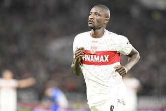 Zehn Tore aus den ersten 5 Bundesliga-Spielen Stuttgarts Stürmerstar Serhou Guirassy egalisierte beim 3:1 gegen Darmstadt 98 einen Rekord von Robert Lewandowski aus den Jahren 2019 und 2020. Foto: TH Zehn Tore aus den ersten 5 Bundesliga-Spielen Stuttgarts Stürmerstar Serhou Guirassy egalisierte beim 3:1 gegen Darmstadt 98 einen Rekord von Robert Lewandowski aus den Jahren 2019 und 2020. Foto: TH