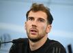 Leon Goretzka bei der Pressekonferenz auf dem DFB-Campus.