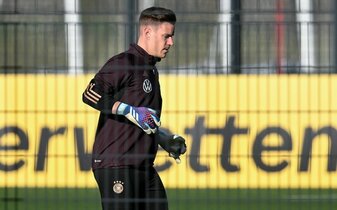Torwart Marc-André ter Stegen fehlt für zwei Spiele in der Nationalmannschaft. Torwart Marc-André ter Stegen fehlt für zwei Spiele in der Nationalmannschaft.