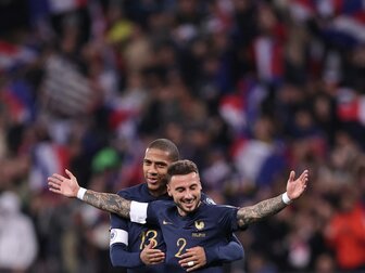 Frankreich feiert 14:0-Rekordsieg bei Zaire-Emery's Debüt Frankreich feiert 14:0-Rekordsieg bei Zaire-Emery's Debüt