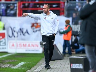 Foto: Osnabrück verliert bei Hecks Profitrainer-Debüt