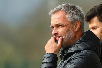 Trainer Christian Wück ist stolz auf sein U17-Team. Trainer Christian Wück ist stolz auf sein U17-Team.