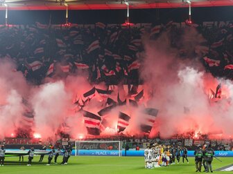 Polizei: "Friedlicher" Einsatz bei Eintracht-Heimspiel Polizei: "Friedlicher" Einsatz bei Eintracht-Heimspiel