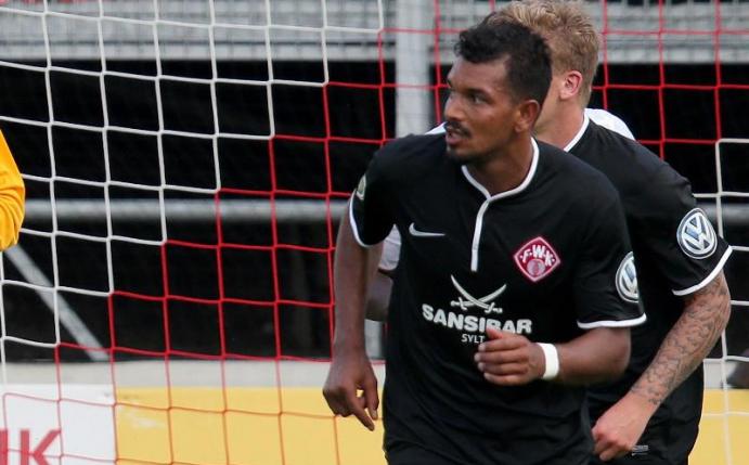 Royal-Dominique Fennell verlässt die Kickers. Foto: Daniel Karmann
<br>dpa-infocom GmbH