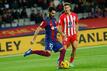 Barcelonas Ilkay Gündogan (l) stand beim 1:0 gegen Atlético die komplette Spielzeit auf dem Platz.