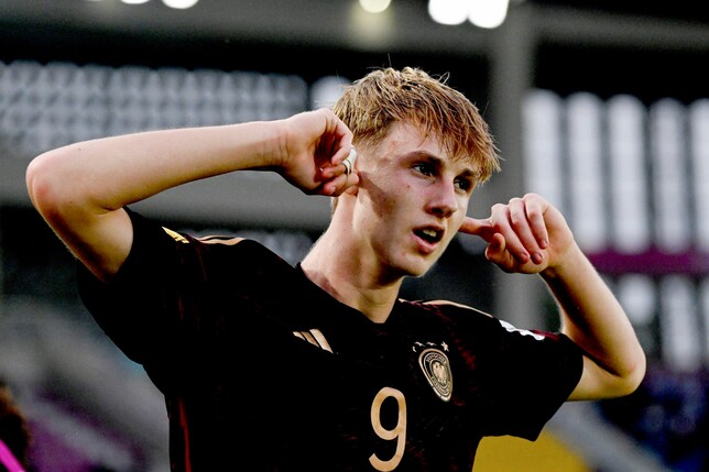 Darf in der Vorbereitung auf die Rückrunde bei den Hoffenheimer Profis mittrainieren: U17-Weltmeister Max Moerstedt.
