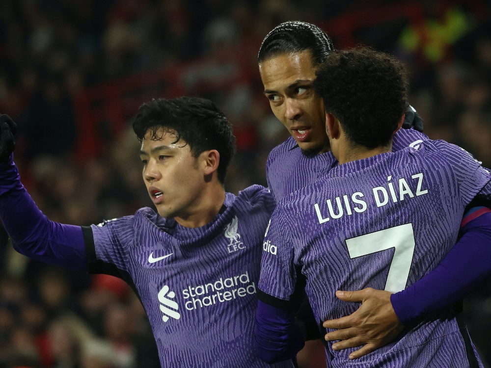 Liverpool bleibt Arsenal auf den Fersen - Groß trifft