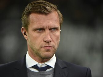 "Letzte Rille": SGE vor Bayern-Kracher "niedergeschlagen" "Letzte Rille": SGE vor Bayern-Kracher "niedergeschlagen"