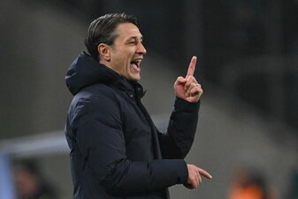 Wolfsburgs Trainer Niko Kovac erhält vom Verein Rückendeckung. Wolfsburgs Trainer Niko Kovac erhält vom Verein Rückendeckung.