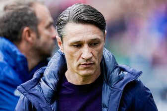 Münchens Trainer Niko Kovac kommt ins Stadion. Münchens Trainer Niko Kovac kommt ins Stadion.