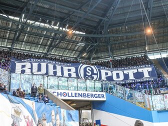 Kellerduell zwischen Rostock und Schalke unterbrochen Kellerduell zwischen Rostock und Schalke unterbrochen