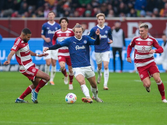 Sieg im Topspiel: Kiel festigt Aufstiegsplatz