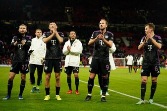 Die Bayern ziehen als ungeschlagener Gruppensieger in die K.o.-Phase ein. Die Bayern ziehen als ungeschlagener Gruppensieger in die K.o.-Phase ein.