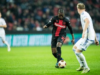 Bayers Izekor jüngster Spieler der Europa-League-Geschichte Bayers Izekor jüngster Spieler der Europa-League-Geschichte