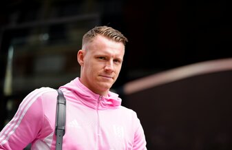 Torwart Bernd Leno sieht die Premier League beim Thema Vermarktung klar vor der Bundesliga. Torwart Bernd Leno sieht die Premier League beim Thema Vermarktung klar vor der Bundesliga.