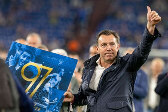 Soll vor einer Rückkehr zum FC Schalke 04 stehen: Marc Wilmots. Soll vor einer Rückkehr zum FC Schalke 04 stehen: Marc Wilmots.