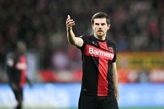 Die Leverkusener um Jonas Hofmann bleiben trotz der bisher starken Saison demütig. Die Leverkusener um Jonas Hofmann bleiben trotz der bisher starken Saison demütig.