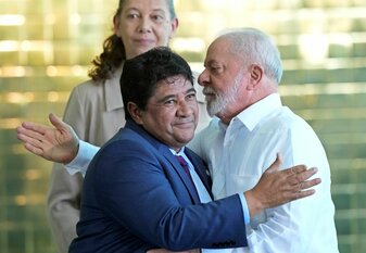 Das Oberste Bundesgericht in Brasilien hat eine Entscheidung zugunsten von Ednaldo Rodrigues (l) getroffen. Das Oberste Bundesgericht in Brasilien hat eine Entscheidung zugunsten von Ednaldo Rodrigues (l) getroffen.