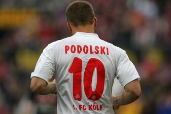 Sehen wir Lukas Podolski in Zukunft wieder in "Effzeh"-Farben? Foto: Dean Mouhtaropoulos/Bongarts/Getty Images Sehen wir Lukas Podolski in Zukunft wieder in "Effzeh"-Farben? Foto: Dean Mouhtaropoulos/Bongarts/Getty Images