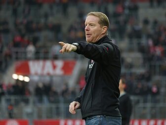 Kölns Trainer Schultz: "Brauchen einen langen Atem" Kölns Trainer Schultz: "Brauchen einen langen Atem"