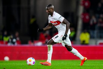 VfB-Stürmer Serhou Guirassy wurde im Testspiel Guineas gegen Nigeria angeschlagen ausgewechselt. VfB-Stürmer Serhou Guirassy wurde im Testspiel Guineas gegen Nigeria angeschlagen ausgewechselt.