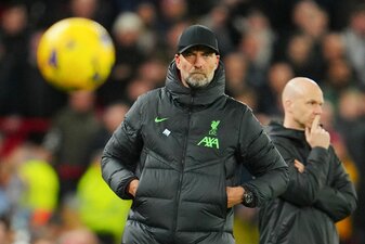 Liverpools Trainer Jürgen Klopp hat sich emotional zum Tod von Franz Beckenbauer geäußert. Liverpools Trainer Jürgen Klopp hat sich emotional zum Tod von Franz Beckenbauer geäußert.
