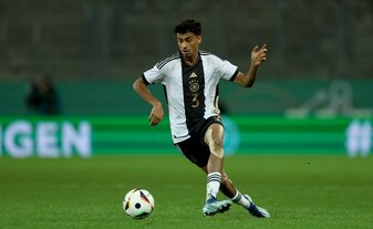 Wird er bald der lange gesuchte linke Verteidiger für Frankfurt und vielleicht sogar den DFB? Foto: Lars Baron/Getty Images Wird er bald der lange gesuchte linke Verteidiger für Frankfurt und vielleicht sogar den DFB? Foto: Lars Baron/Getty Images