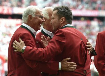 Die früheren Fußball-Weltmeister: Franz Beckenbauer (l) und Lothar Matthäus. Die früheren Fußball-Weltmeister: Franz Beckenbauer (l) und Lothar Matthäus.
