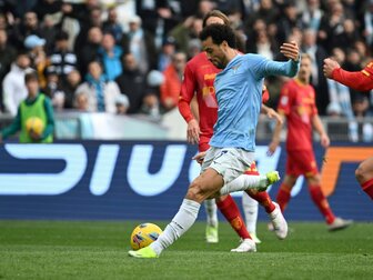 Bayern-Gegner Lazio rückt vor - Milan jagt Top-Duo Bayern-Gegner Lazio rückt vor - Milan jagt Top-Duo