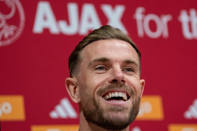 Jordan Henderson einigte sich mit Al-Ettifaq auf eine Vertragsauflösung und unterschrieb anschließend einen Kontrakt bei Ajax bis zum Sommer 2026.