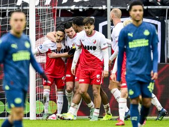 Erste Punktverluste für Eindhoven Erste Punktverluste für Eindhoven