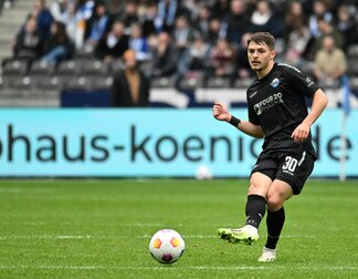 Florent Muslija wechselt vom SC Paderborn zum SC Freiburg. Florent Muslija wechselt vom SC Paderborn zum SC Freiburg.