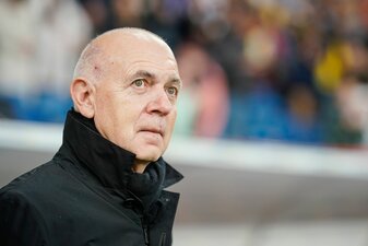 DFB-Präsident Bernd Neuendorf hat sich mit klaren Worten in die aktuelle Gesellschaftsdebatte um Rechtsextremismus eingeschaltet. DFB-Präsident Bernd Neuendorf hat sich mit klaren Worten in die aktuelle Gesellschaftsdebatte um Rechtsextremismus eingeschaltet.