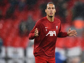Van Dijk will Klopp Titel schenken: "Haben noch viele Ziele" Van Dijk will Klopp Titel schenken: "Haben noch viele Ziele"