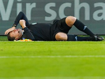 Schiedsrichter-Assistent angeschossen - "Amateur" übernimmt Schiedsrichter-Assistent angeschossen - "Amateur" übernimmt