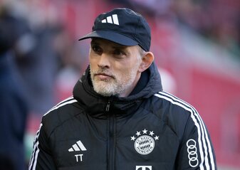 Bayern-Trainer Thomas Tuchel hatte für seine Aussagen bei einem Fanclub-Besuch Kritik einstecken müssen. Bayern-Trainer Thomas Tuchel hatte für seine Aussagen bei einem Fanclub-Besuch Kritik einstecken müssen.