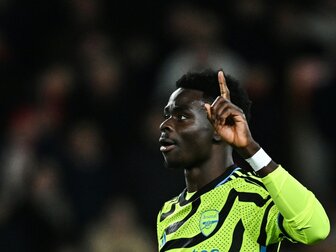 Arsenal macht Druck auf Liverpool Arsenal macht Druck auf Liverpool