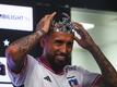Heli, Schwert und Krone: Vidal als "König Artur" empfangen