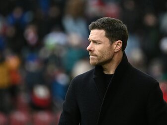 "Kein Geld für Flüge": Betrüger geben sich als Alonso aus