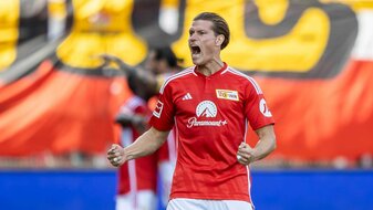 Berlins Kevin Behrens jubelt nach einem Treffer. Berlins Kevin Behrens jubelt nach einem Treffer.
