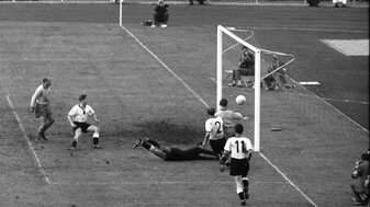 Schweden trauert um Fußballlegende Hamrin Schweden trauert um Fußballlegende Hamrin