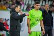 Trainer Niko Kovac (l) und der VfL Wolfsburg warten seit fünf Partien auf einen Sieg.