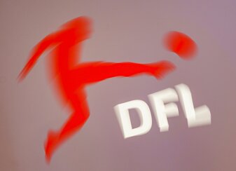 Eigentlich hatten sich die DFL und das Kartellamt schon im Juli vergangenen Jahres geeinigt. Eigentlich hatten sich die DFL und das Kartellamt schon im Juli vergangenen Jahres geeinigt.