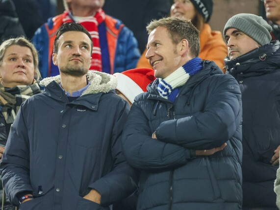 Tillmann kündigt "harte Entscheidungen" auf Schalke an