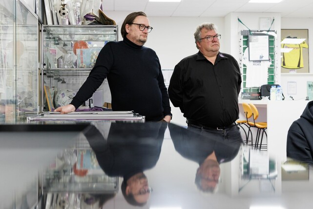 Osnabrücks Geschäftsführer Michael Welling (l)  und Präsident Holger Elixmann.