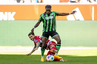 Hannovers Derrick Köhn steht vor einem Millionentransfer zu Galatasaray Istanbul. Hannovers Derrick Köhn steht vor einem Millionentransfer zu Galatasaray Istanbul.