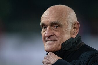 Der Geschäftsführer des Fußball-Zweitligisten
Hannover 96: Martin Kind. Der Geschäftsführer des Fußball-Zweitligisten
Hannover 96: Martin Kind.