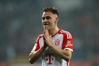 Trainer Thomas Tuchel brachte Joshua Kimmich erst in der 60. Minute ins Spiel. Trainer Thomas Tuchel brachte Joshua Kimmich erst in der 60. Minute ins Spiel.